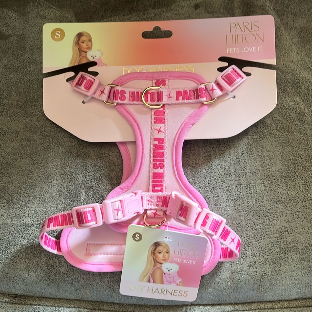 NIP Paris Hilton Pink Adjustable Dog Harness - Size Small
